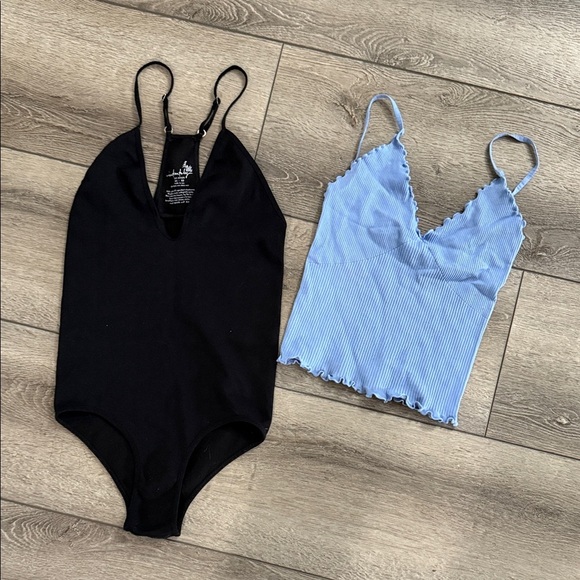 Intimately free people bodysuit and crop top
Bundle XS/s - Picture 1 of 3